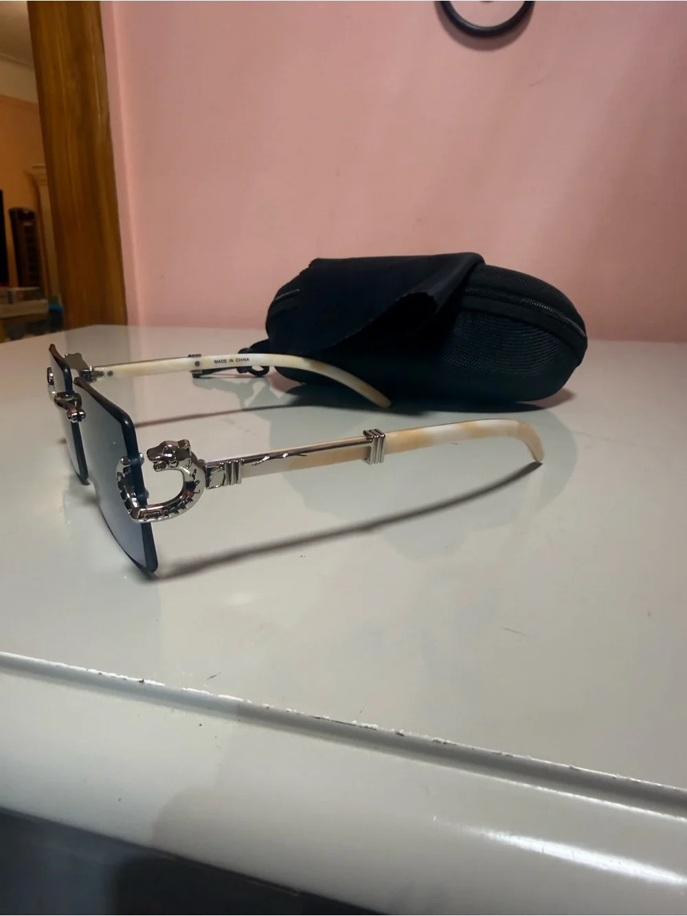 Men's Rimless Blue Gradient Sunglasses - Designer Style - Picture 2 of 4